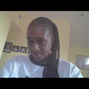 Meet your Posher, Dionne